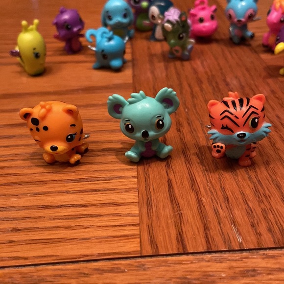 Hatchimal bundle - Picture 3 of 6